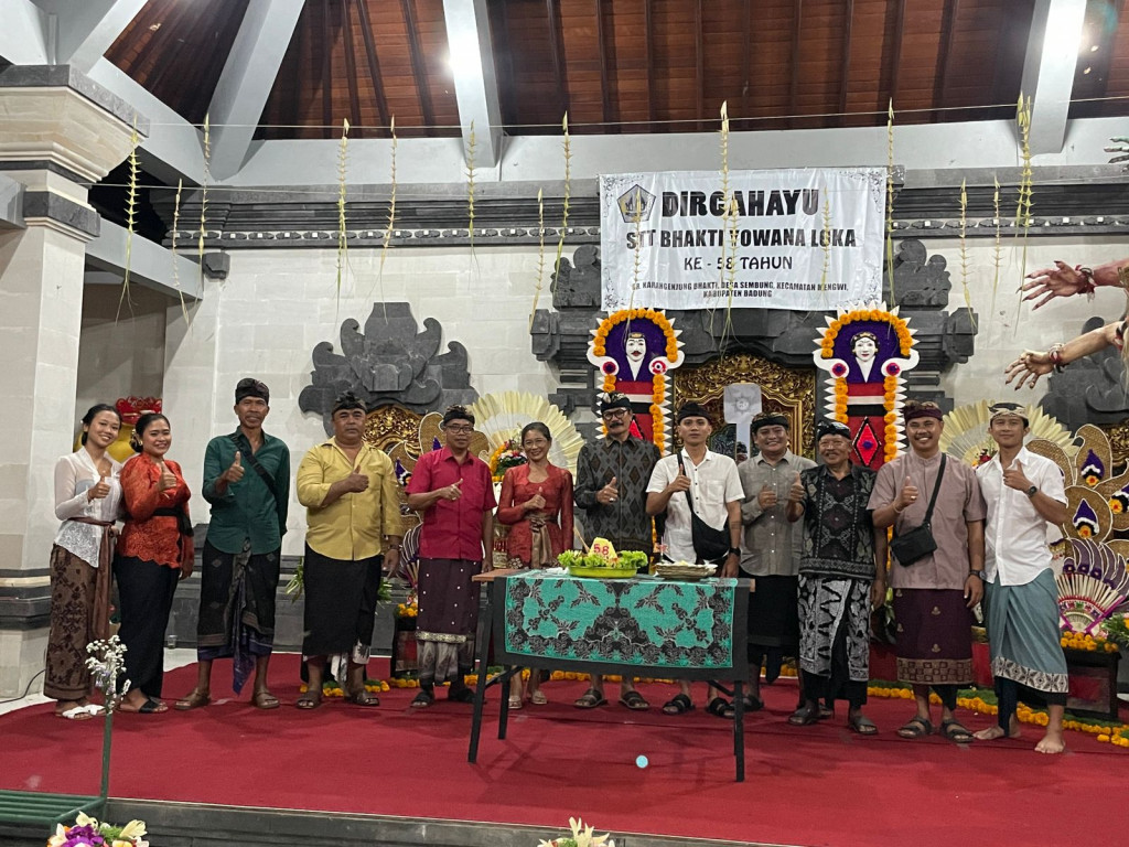 Perayaan HUT STT Bhakti Yowana Loka Banjar Karangenjung Bhakti